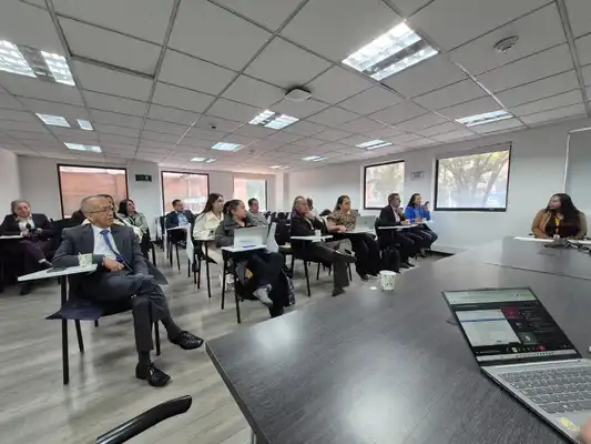 Mesa trabajo para la revisi&oacute;n conjunta de las observaciones presentadas al Proyecto de Acuerdo: